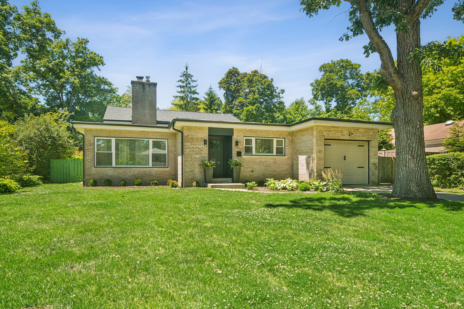12663892 Property Photo 1