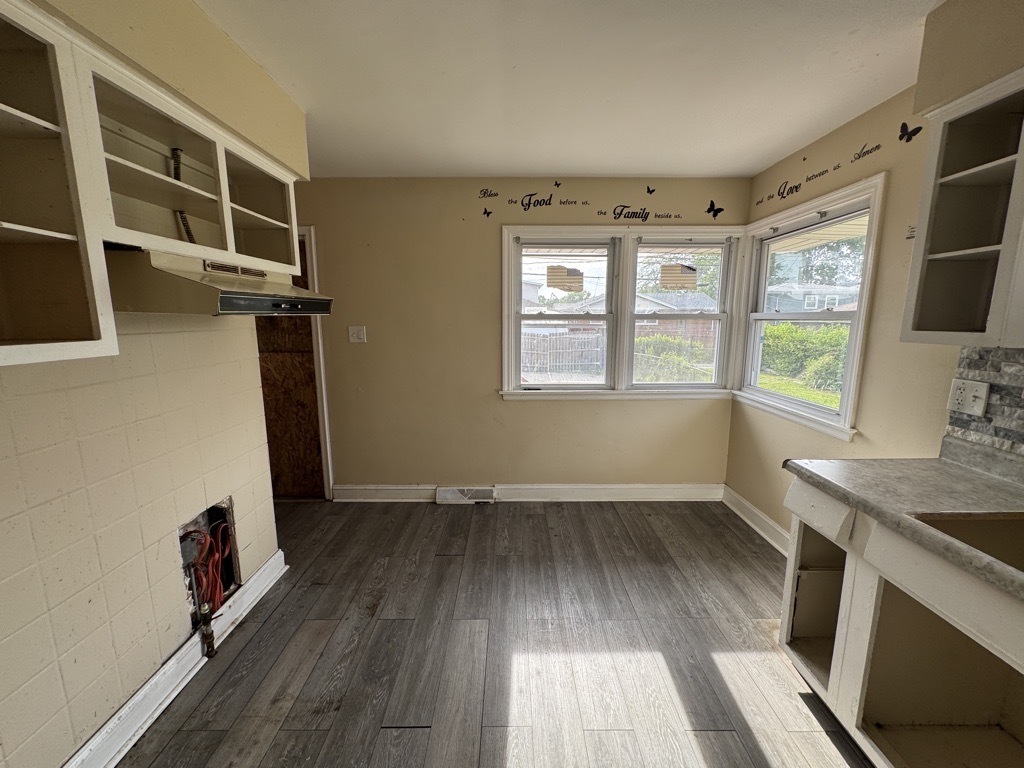 386 Clyde Avenue Property Photo 5