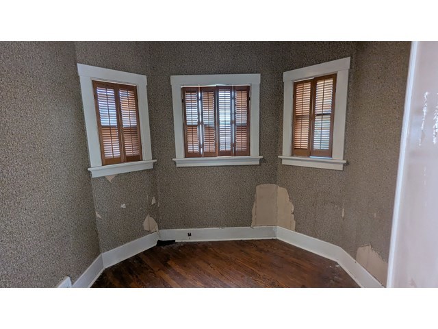 415 Parham Street Property Photo 8