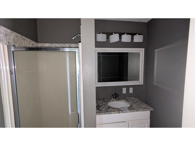 415 Parham Street Property Photo 10