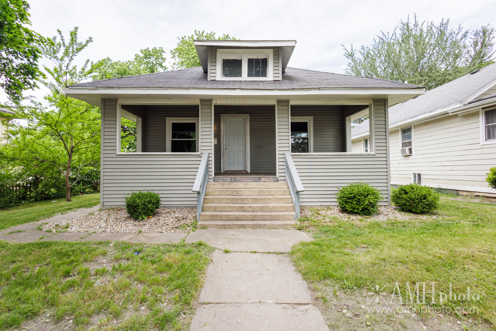 459 S Lincoln Avenue Property Photo 1