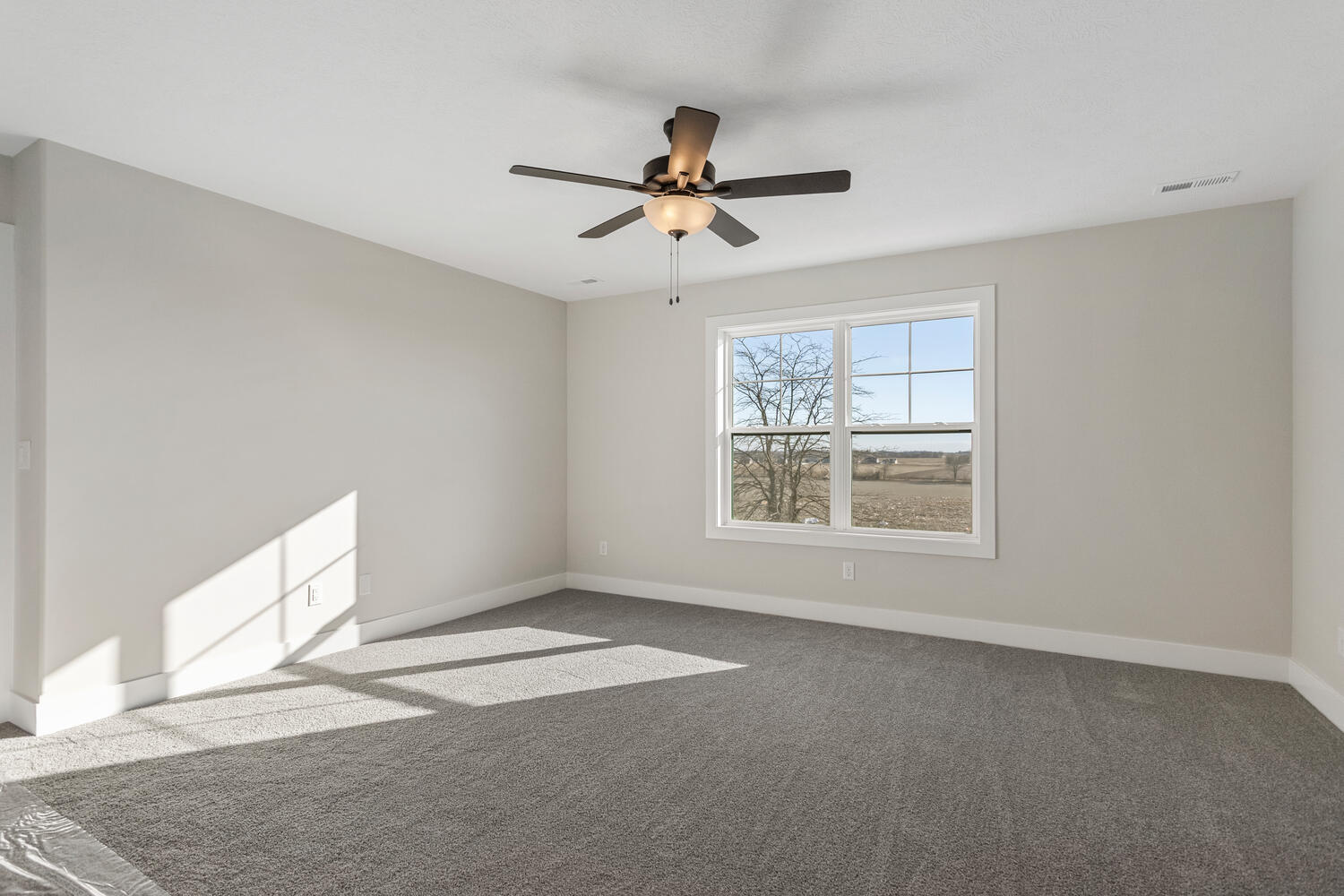 201 Collins Drive Property Photo 23