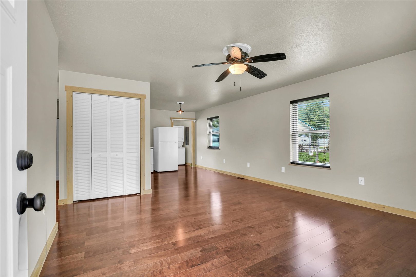 521 N Mcclellan Street Property Photo 7