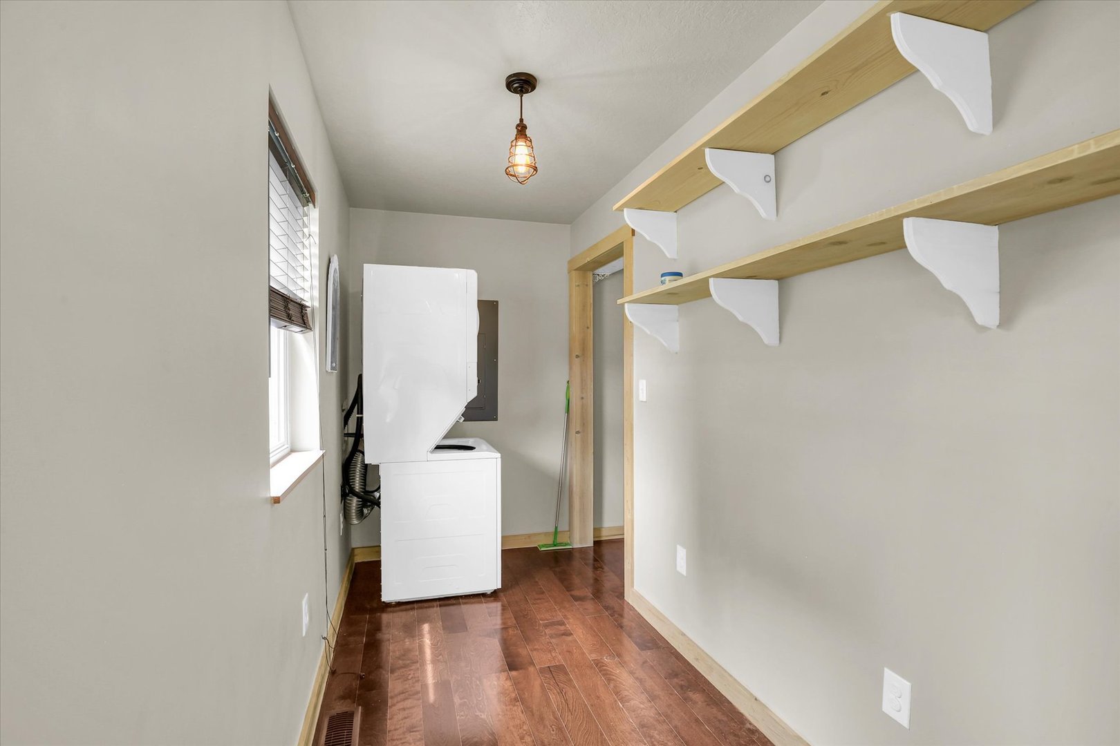 521 N Mcclellan Street Property Photo 18