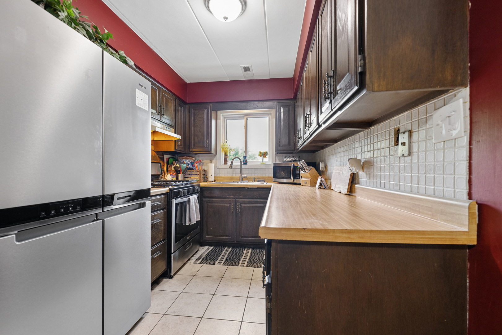 1940 183rd Street 2c Property Photo 8