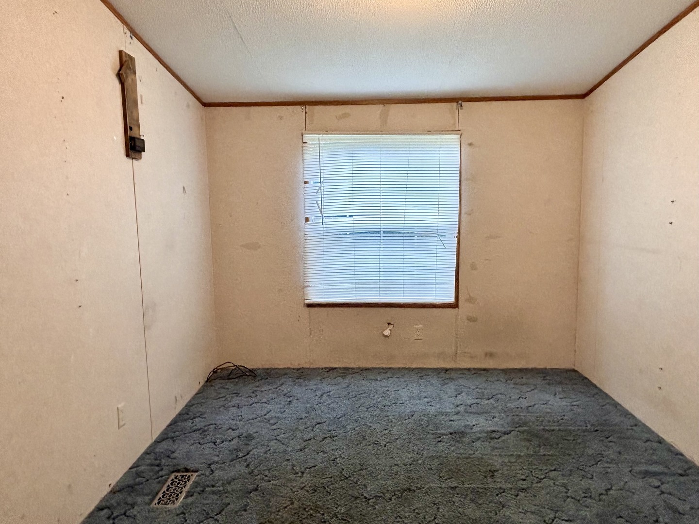 307 N Lincoln Street Property Photo 7