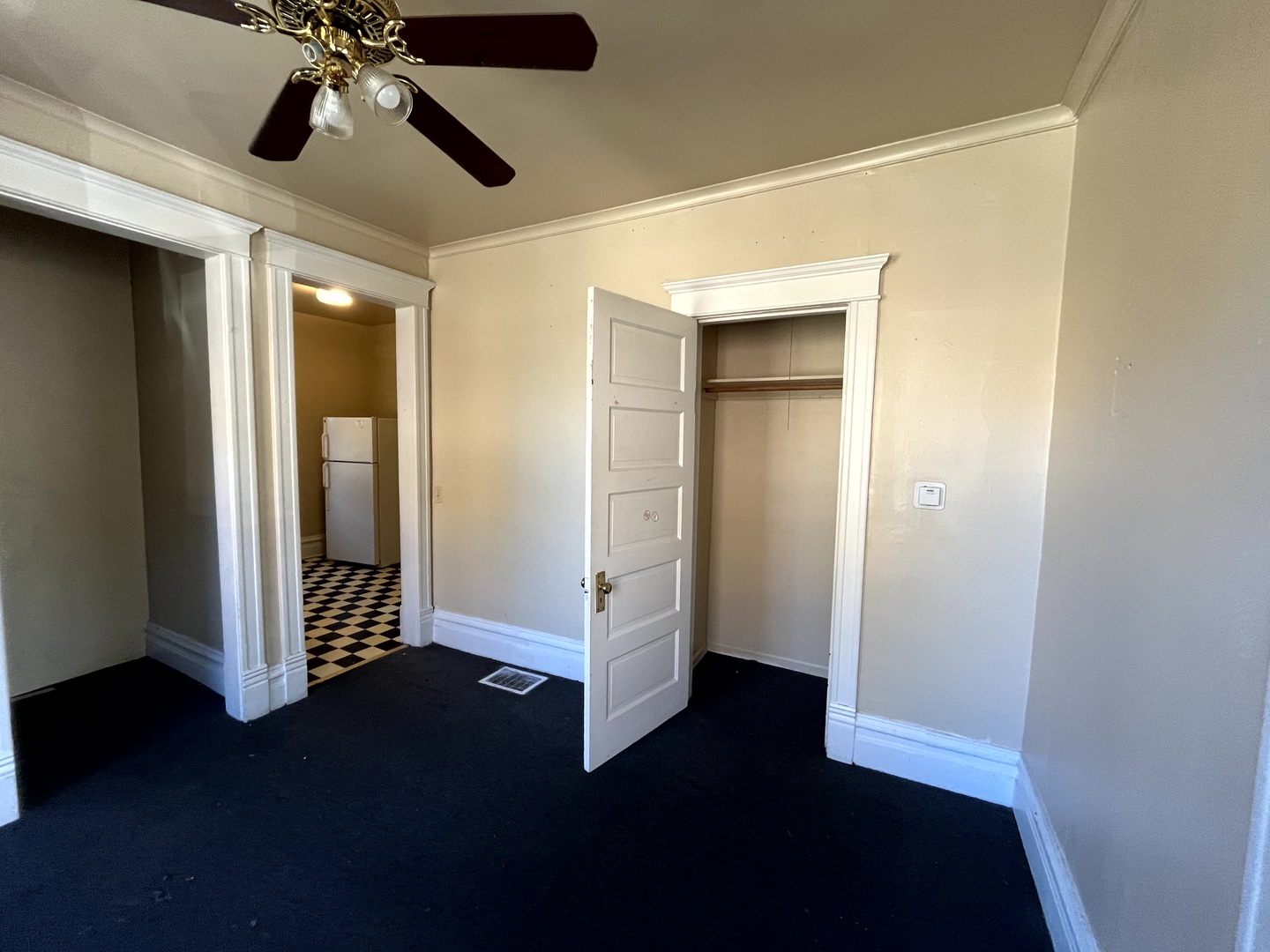 4118 W Cullom Avenue Property Photo 3