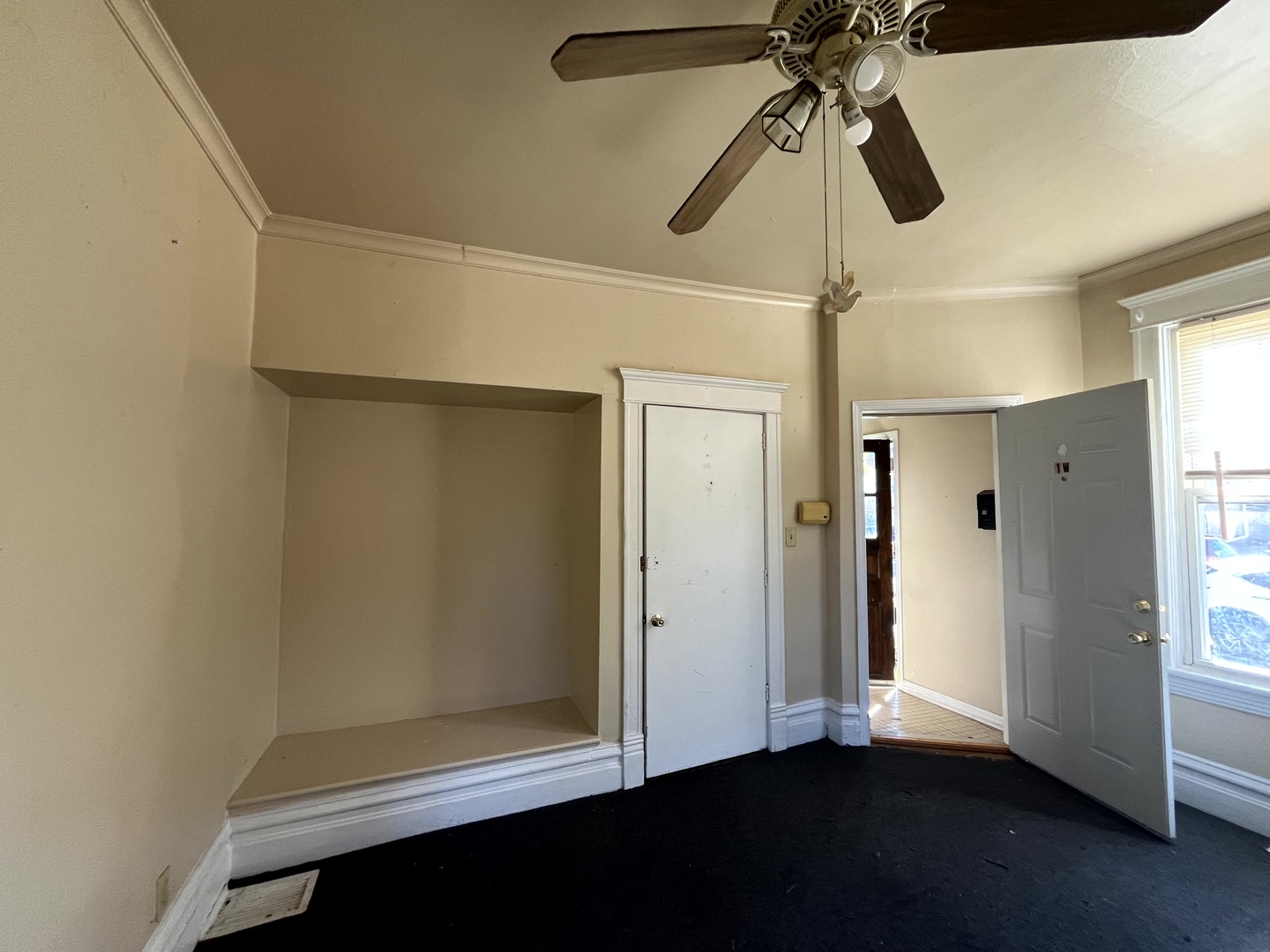 4118 W Cullom Avenue Property Photo 6