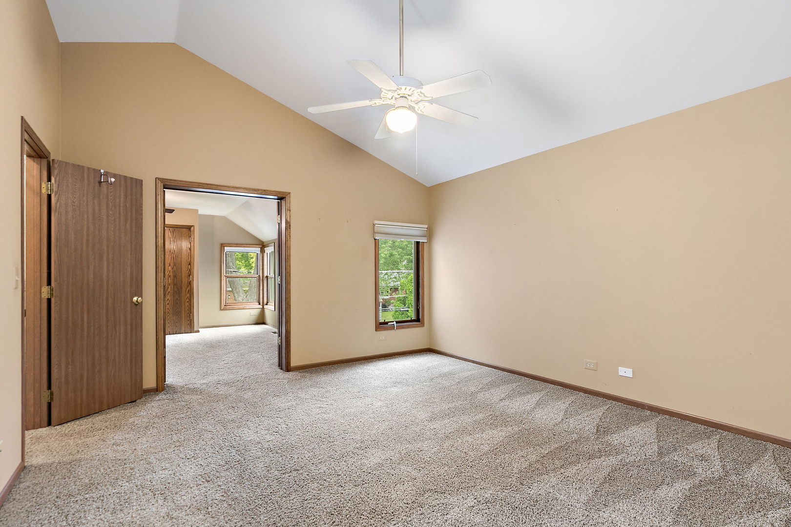 422 Old Country Way Property Photo 13