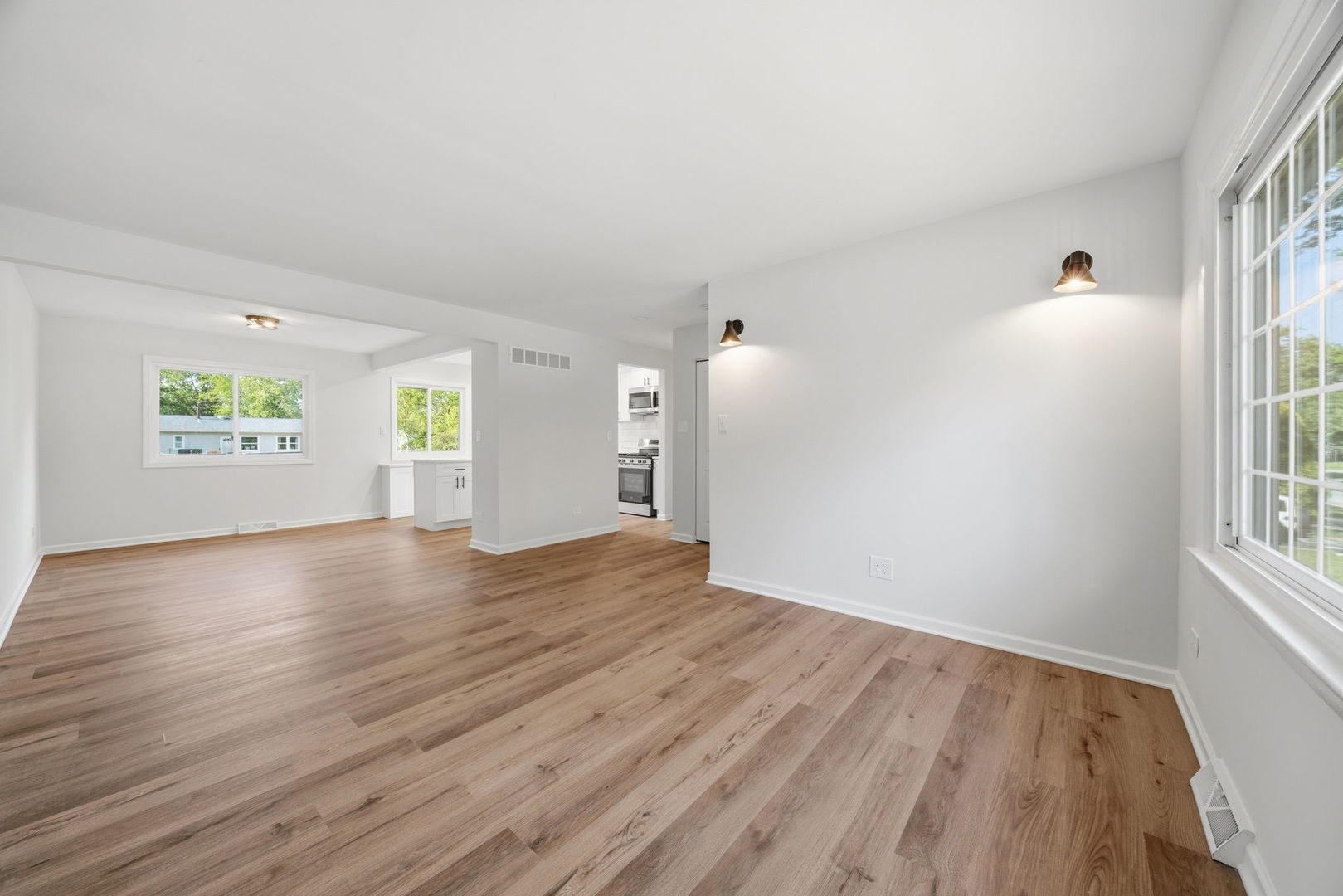 4918 Monterey Drive Property Photo 10
