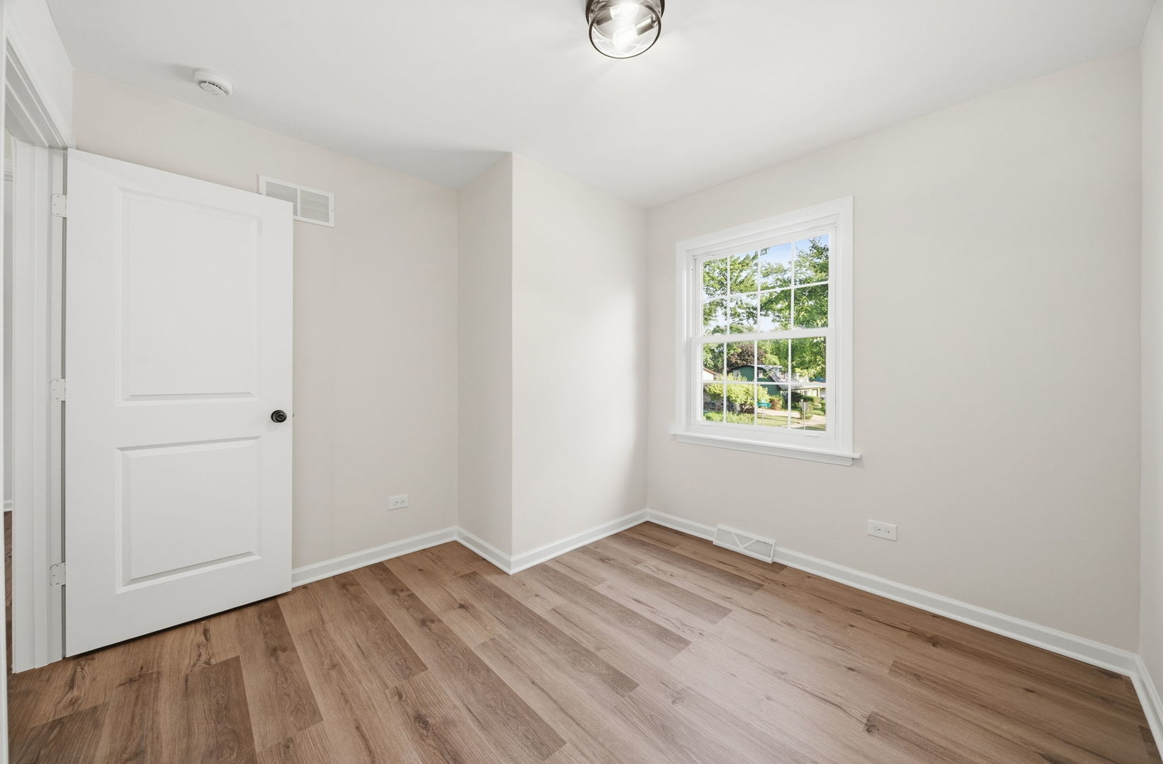 4918 Monterey Drive Property Photo 18