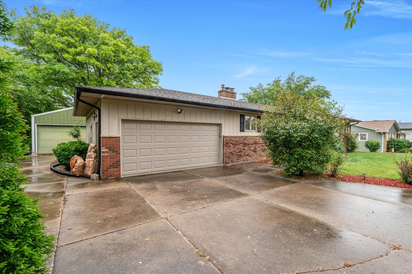 11822 3rd Street Property Photo 3