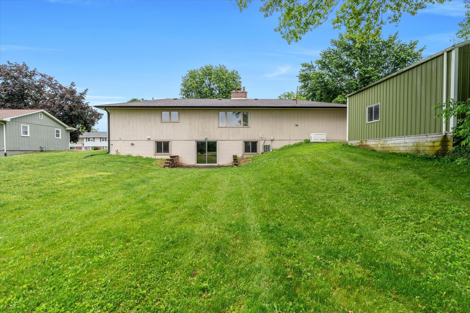 11822 3rd Street Property Photo 8