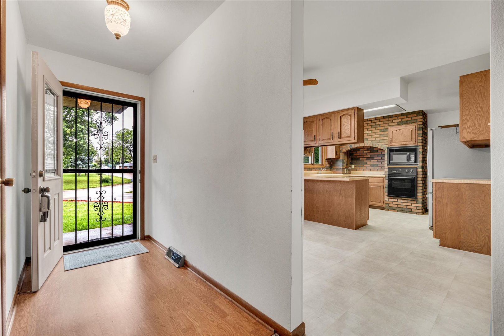 11822 3rd Street Property Photo 11