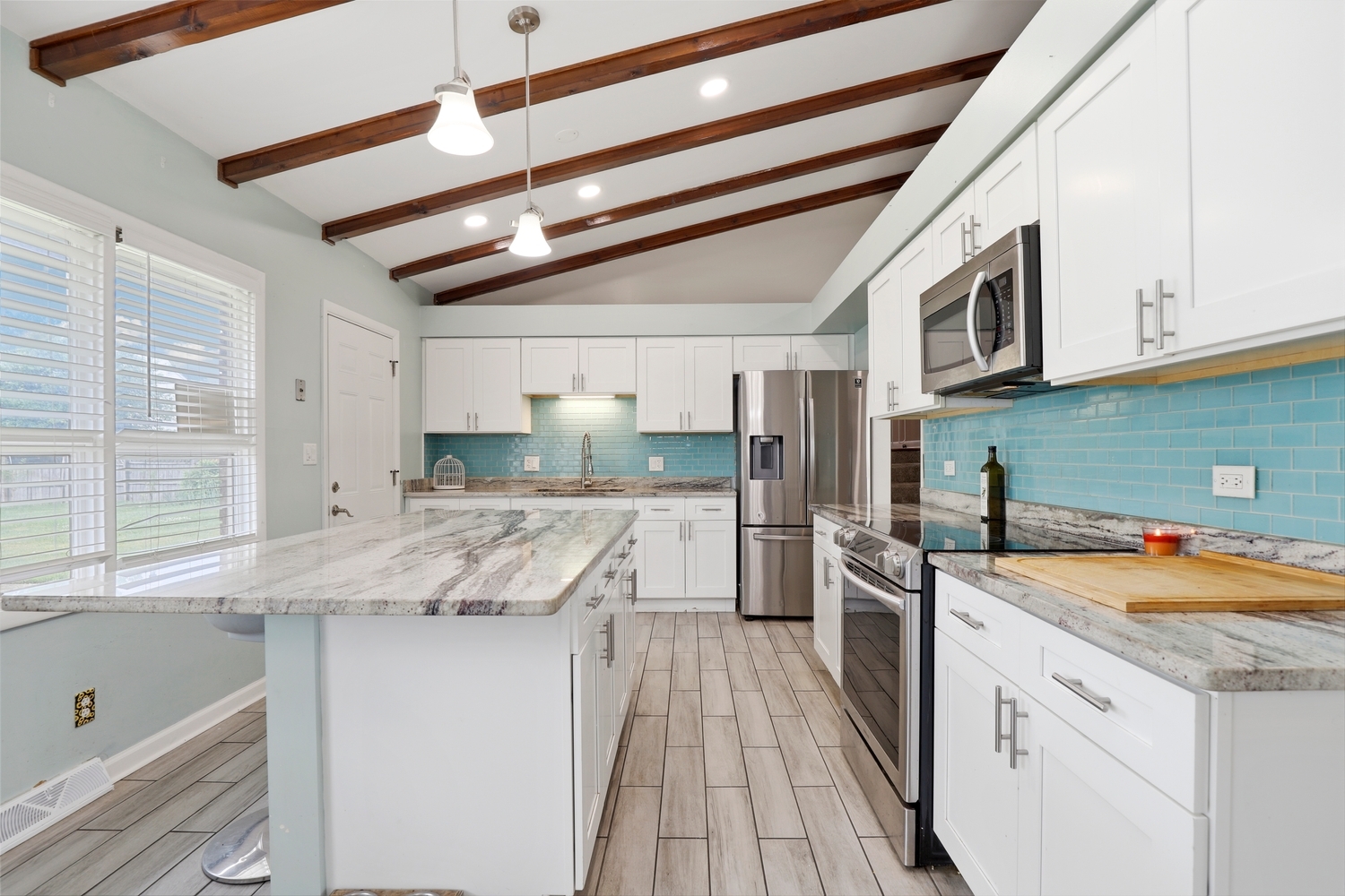 1104 New Haven Avenue Property Photo 5