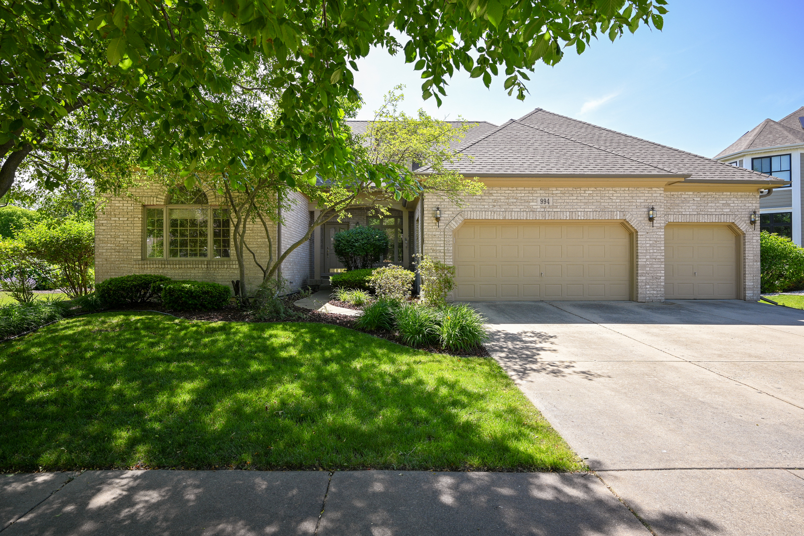 994 Chadwick Court Property Photo 1