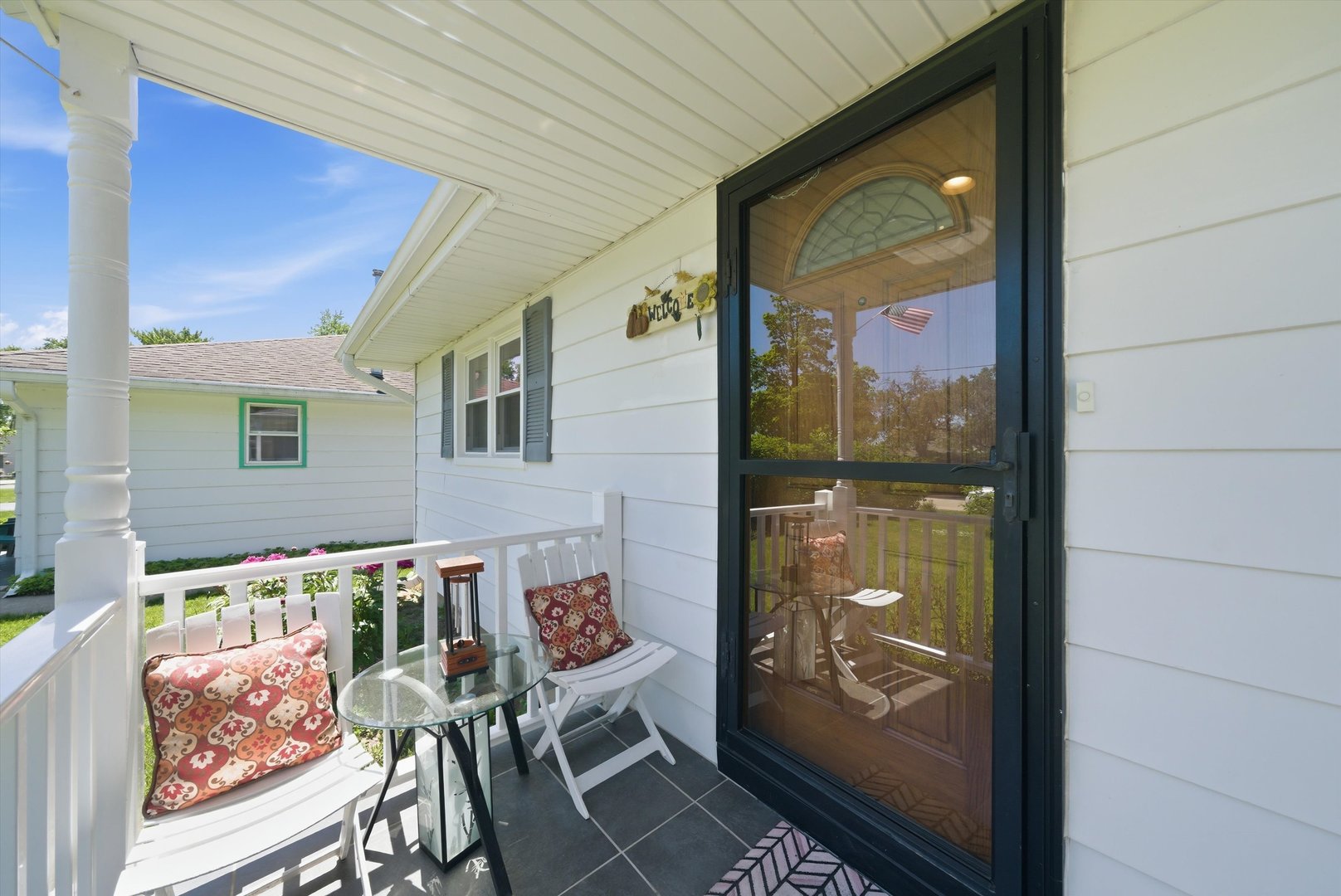 34456 W Lake Shore Drive Property Photo 4