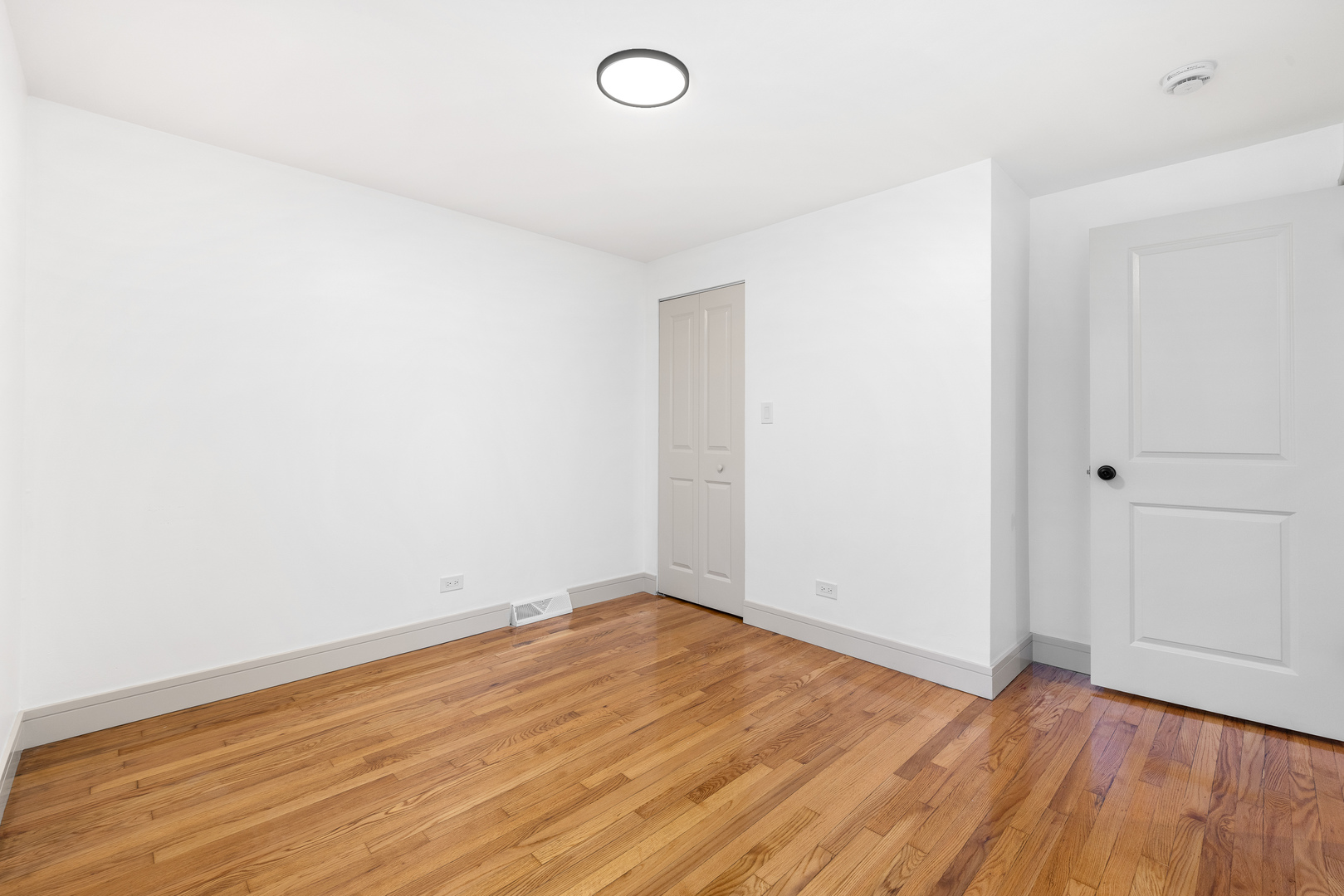 940 W 116th Place Property Photo 14