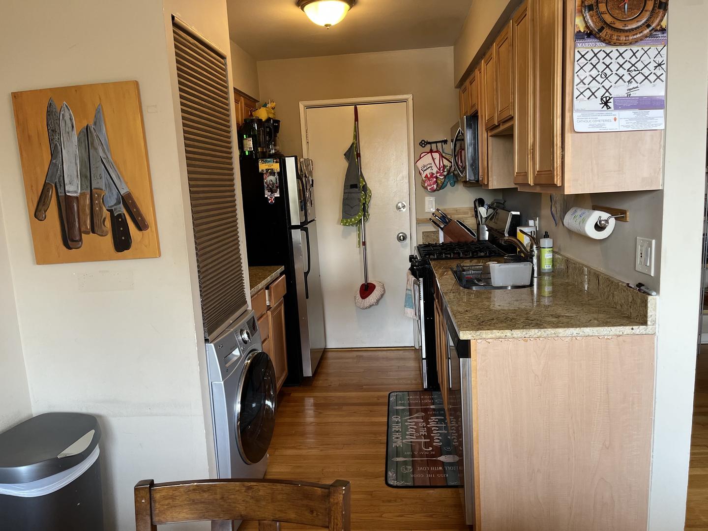 1415 W Lunt Avenue 511 Property Photo 2