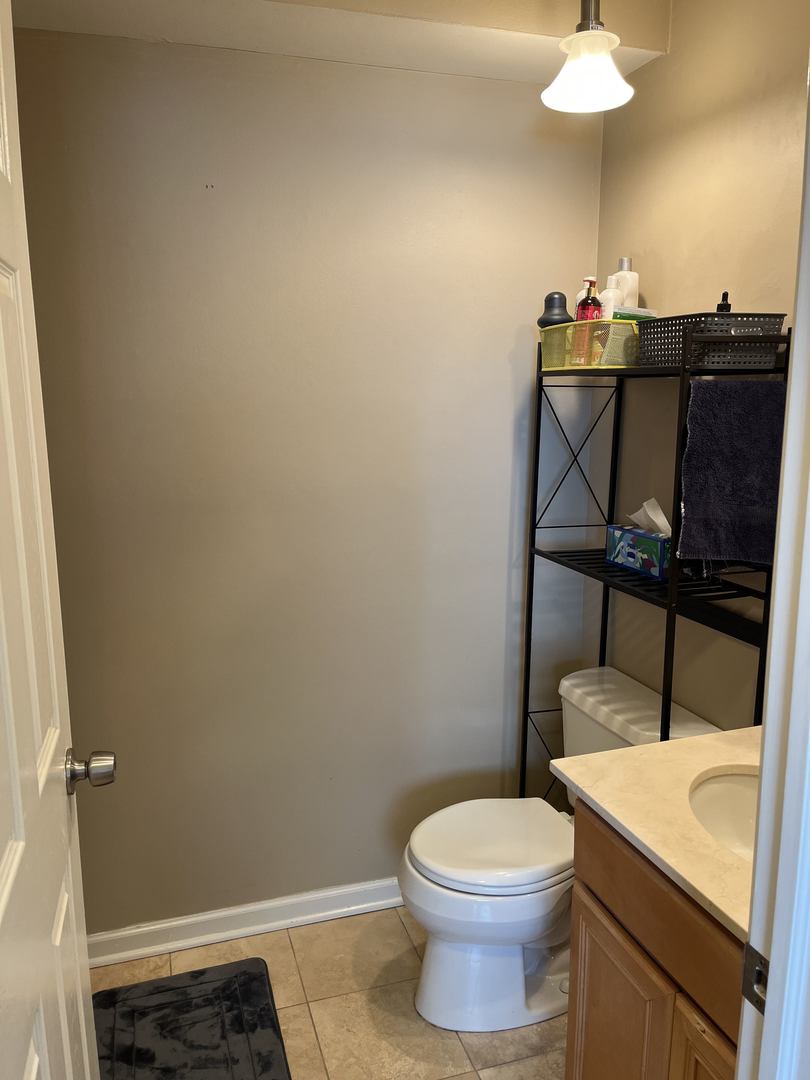 1415 W Lunt Avenue 511 Property Photo 10