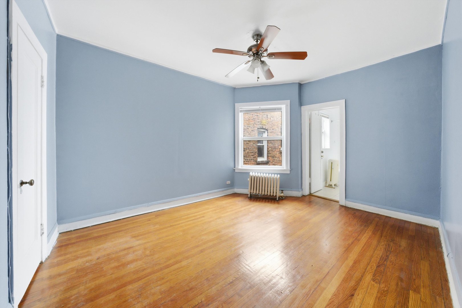 8019 S Rhodes Avenue Property Photo 25
