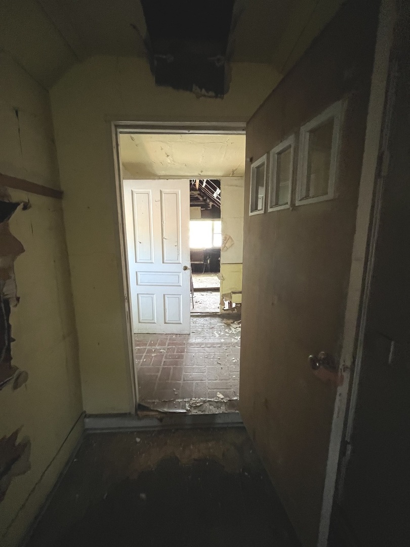 1528 Euclid Avenue Property Photo 14