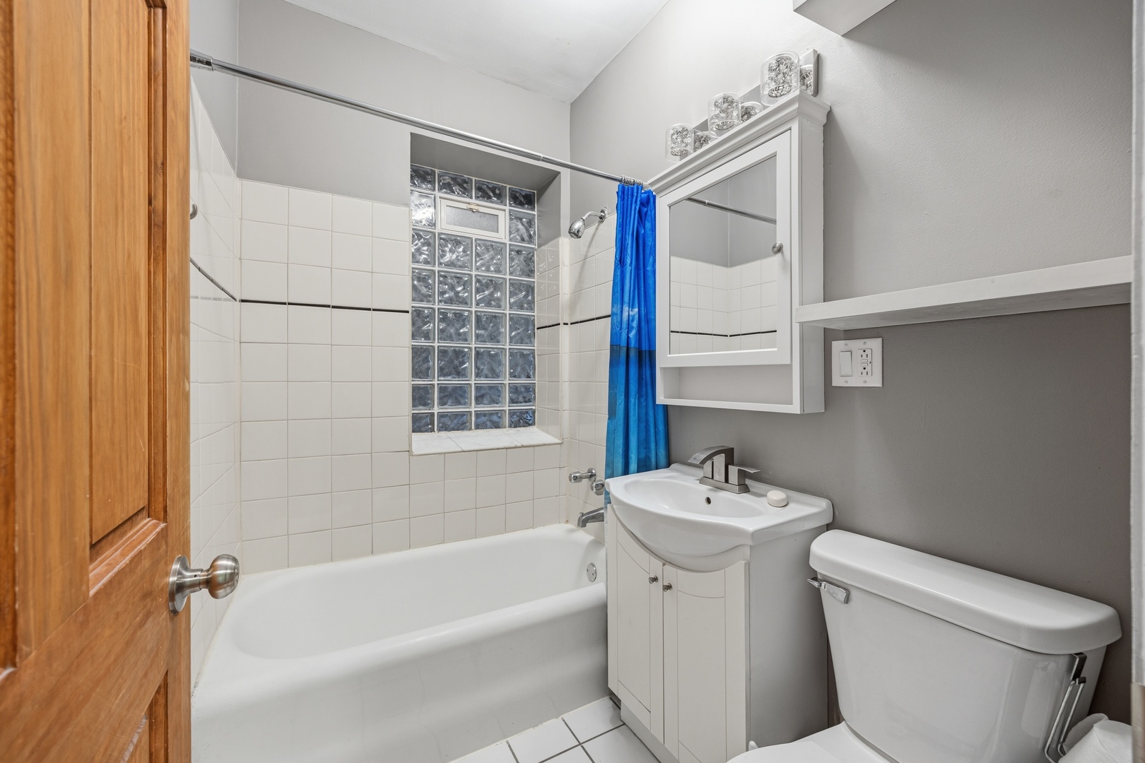 1904 N Drake Avenue 1a Property Photo 9
