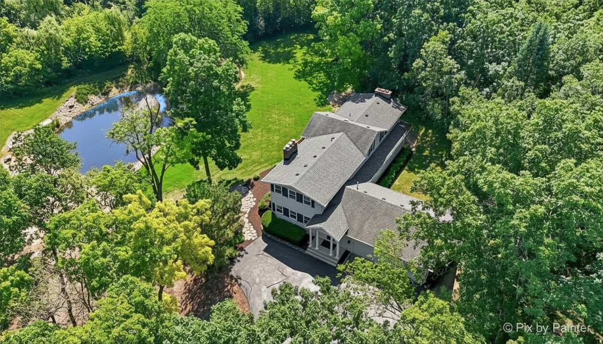 9908 Hillandale Road Property Photo 1