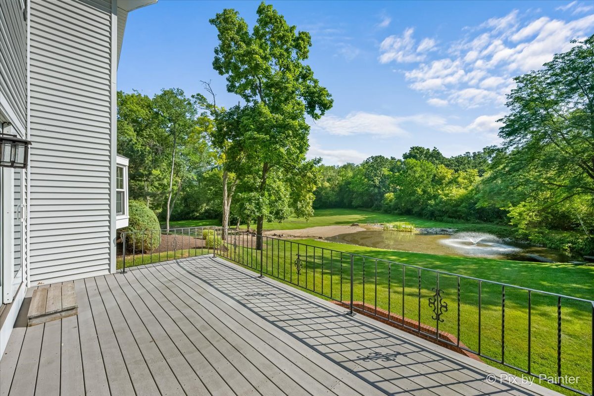 9908 Hillandale Road Property Photo 2