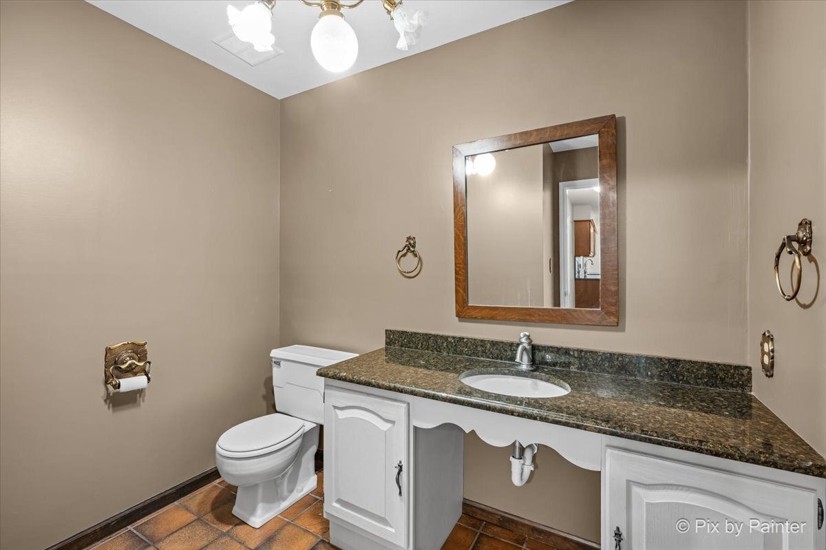 9908 Hillandale Road Property Photo 16