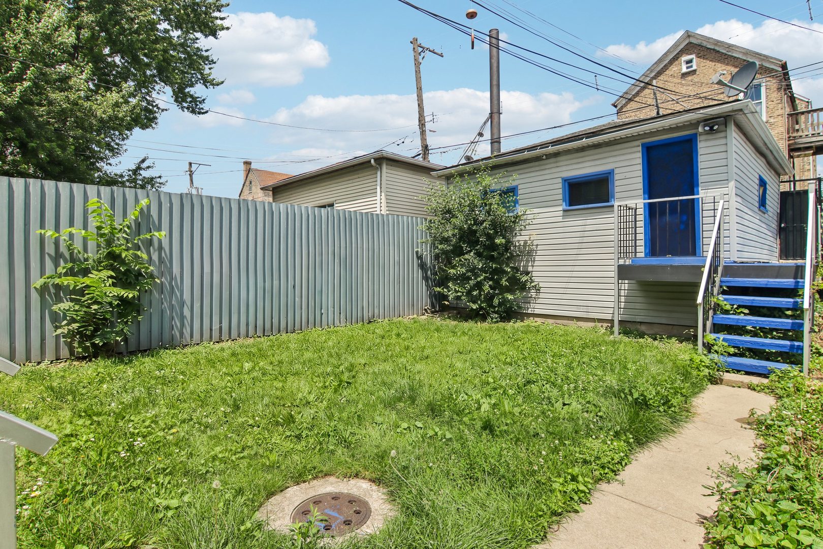2010 W 18th Place Property Photo 18