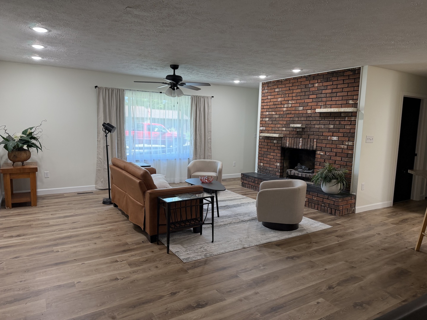 1612 Shomaker Drive Property Photo 3