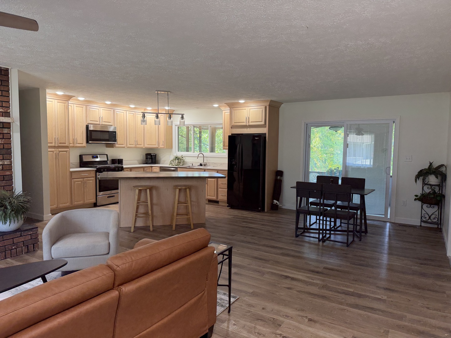 1612 Shomaker Drive Property Photo 7