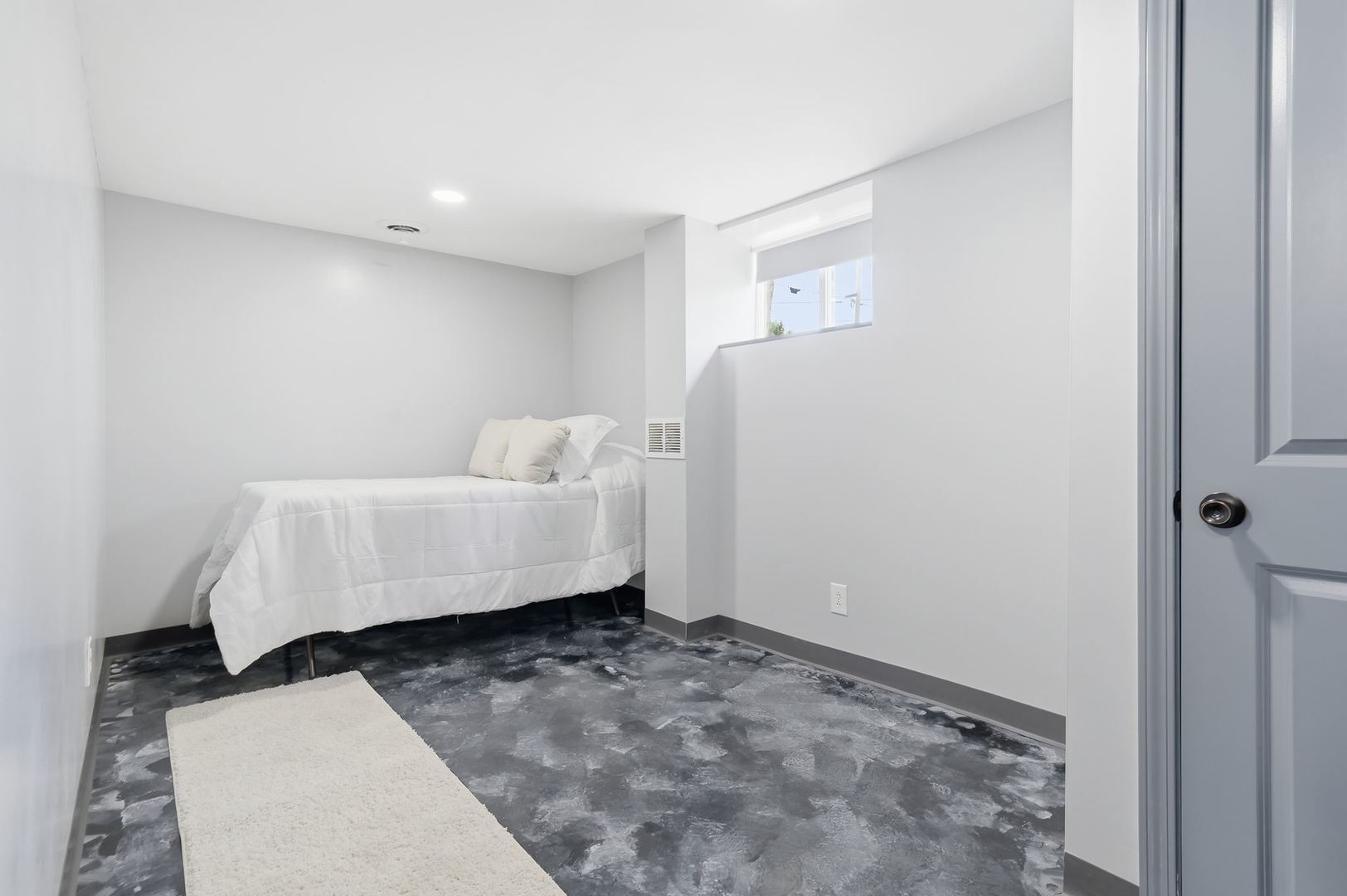 223 E Michigan Avenue Property Photo 41