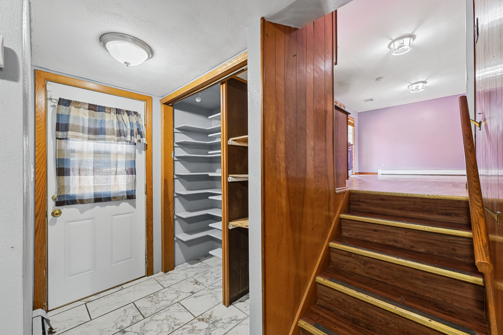 2308 Slayback Street Property Photo 8