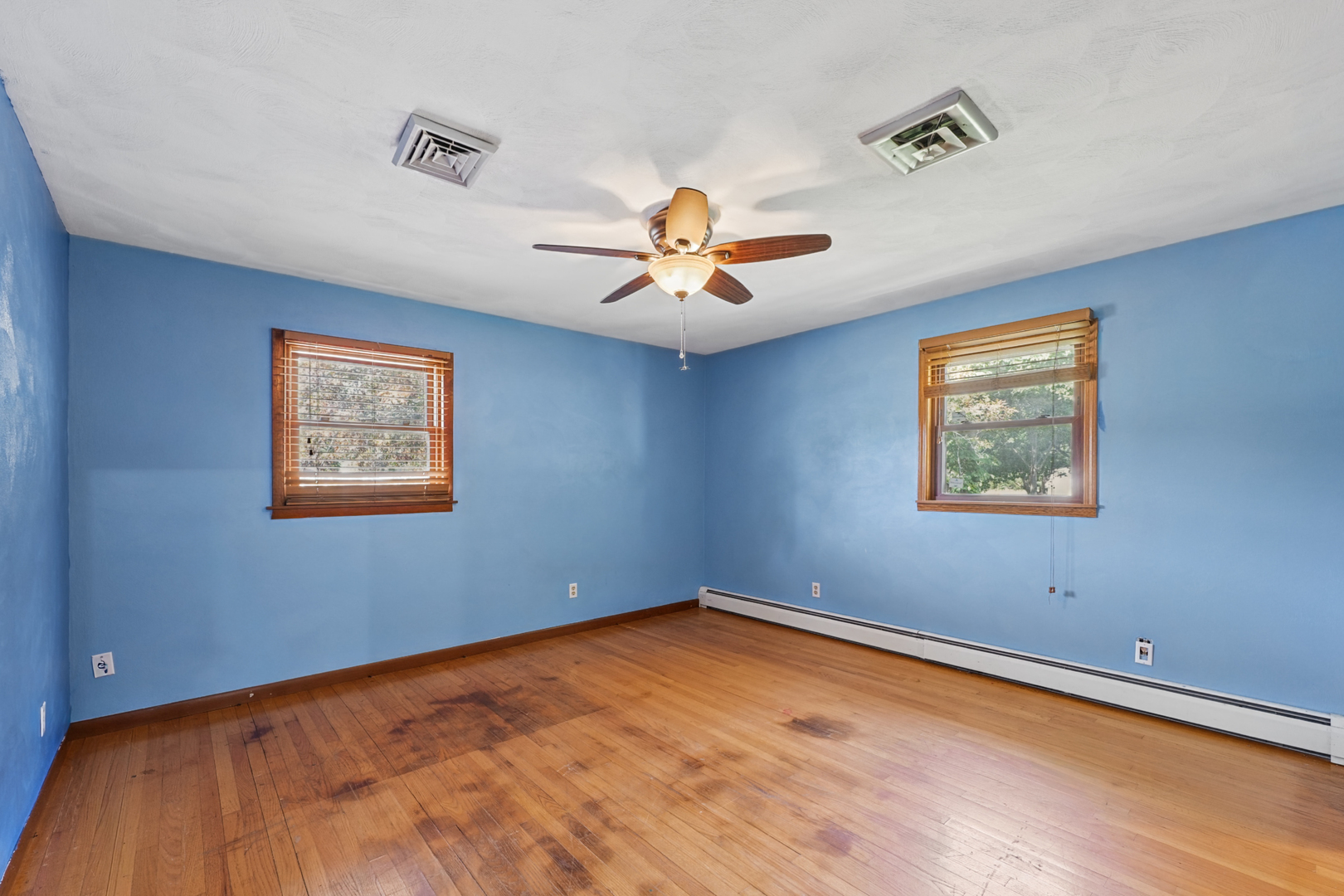 2308 Slayback Street Property Photo 25