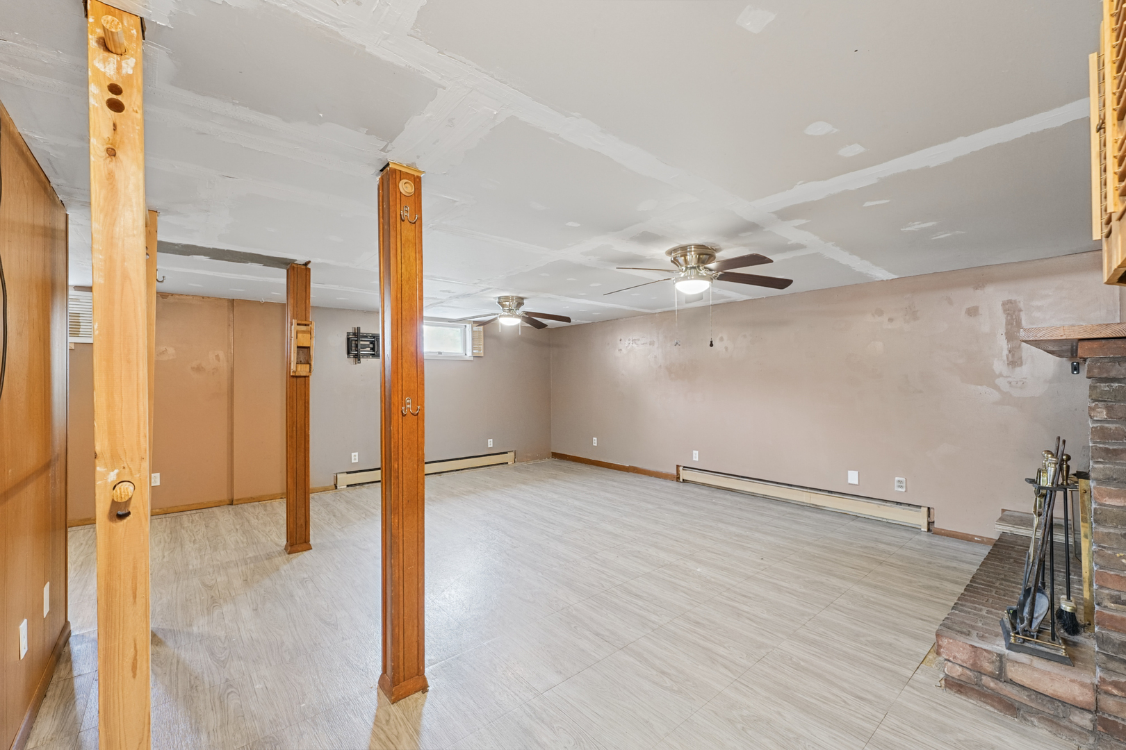 2308 Slayback Street Property Photo 33