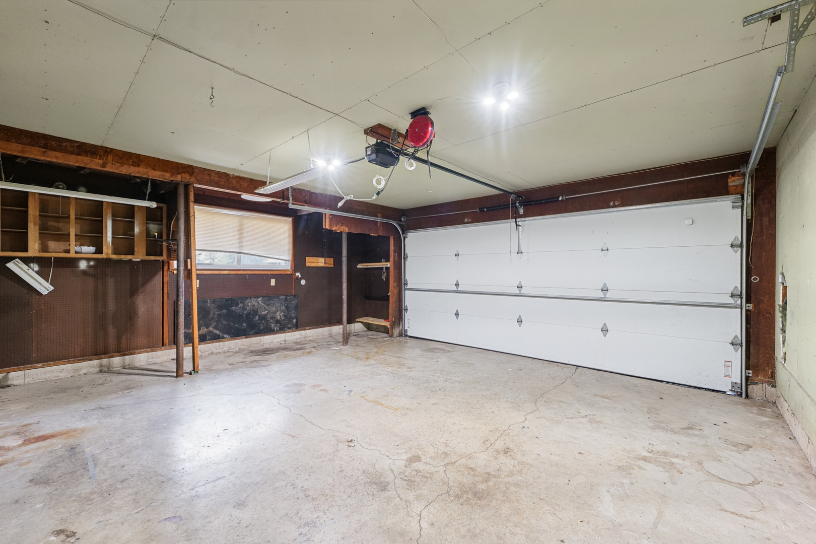 2308 Slayback Street Property Photo 39