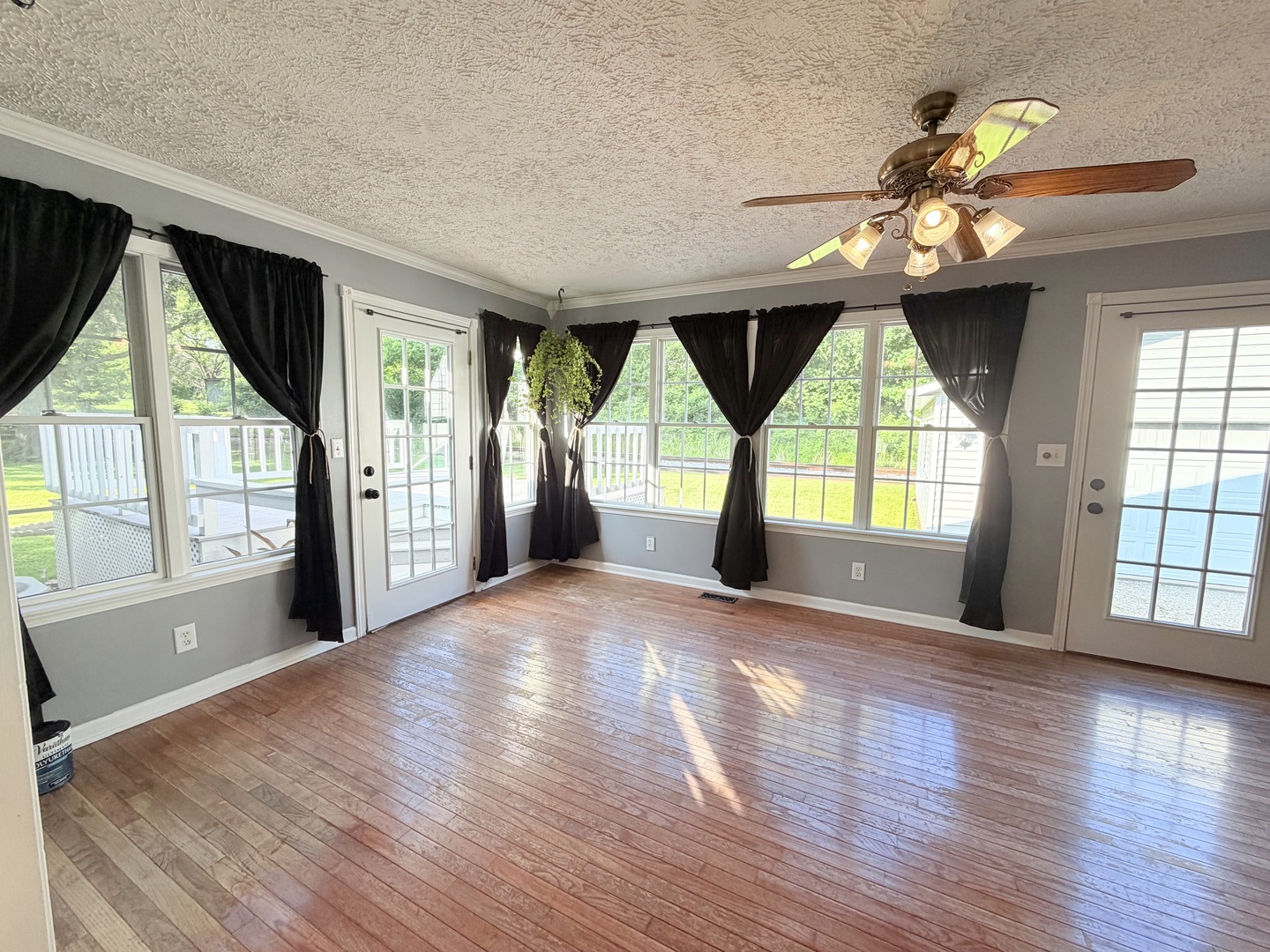 1200 Academy Street Property Photo 16