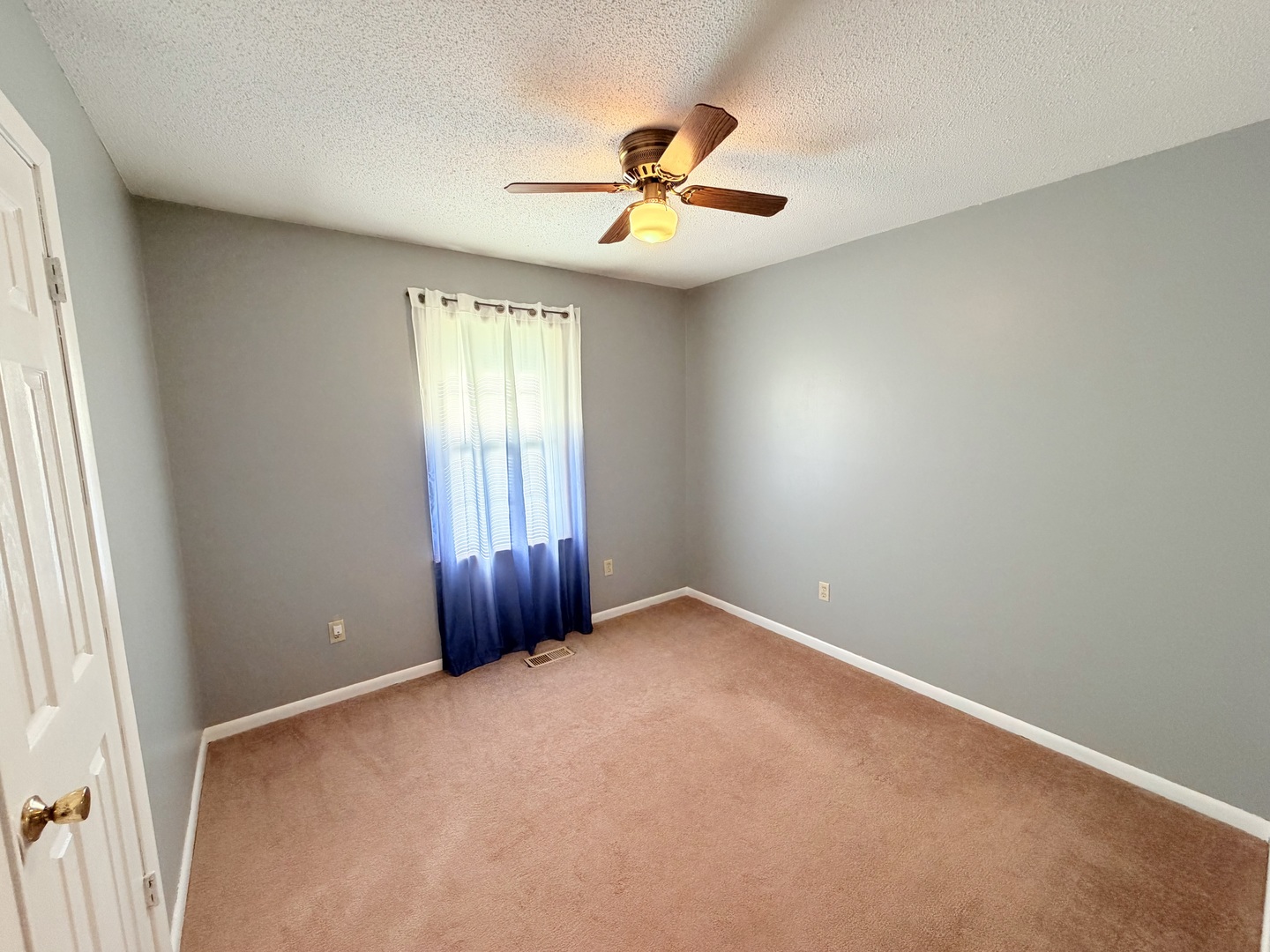 1200 Academy Street Property Photo 23