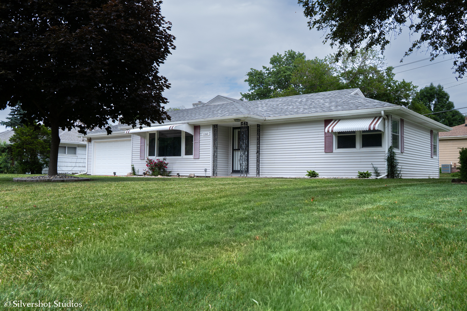 1160 Westlawn Drive Property Photo 2