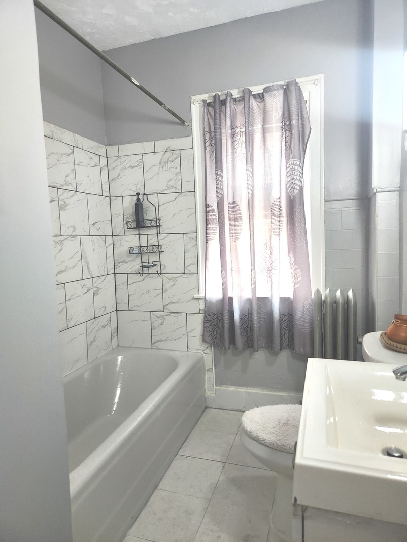 8017 S Maryland Avenue Property Photo 13