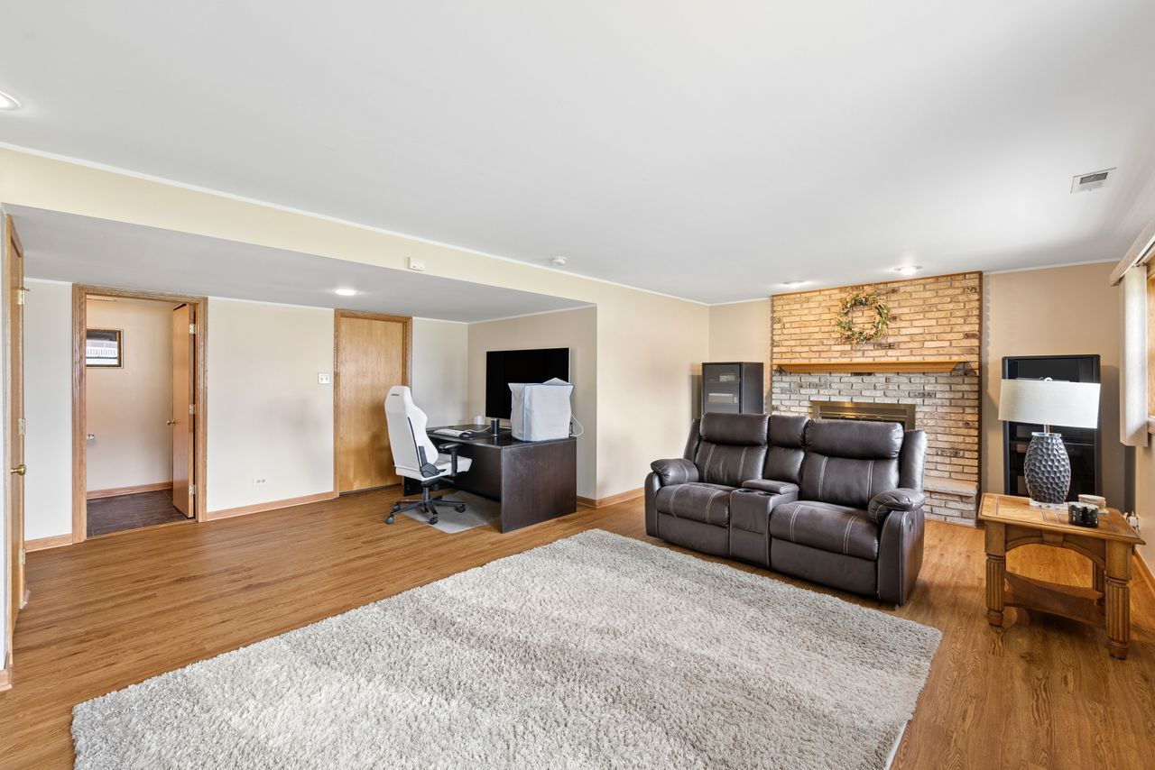 17218 Shetland Drive Property Photo 19