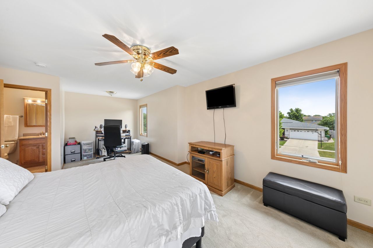 17218 Shetland Drive Property Photo 29