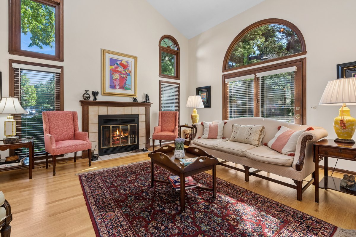 1432 Picadilly Circle Property Photo 4