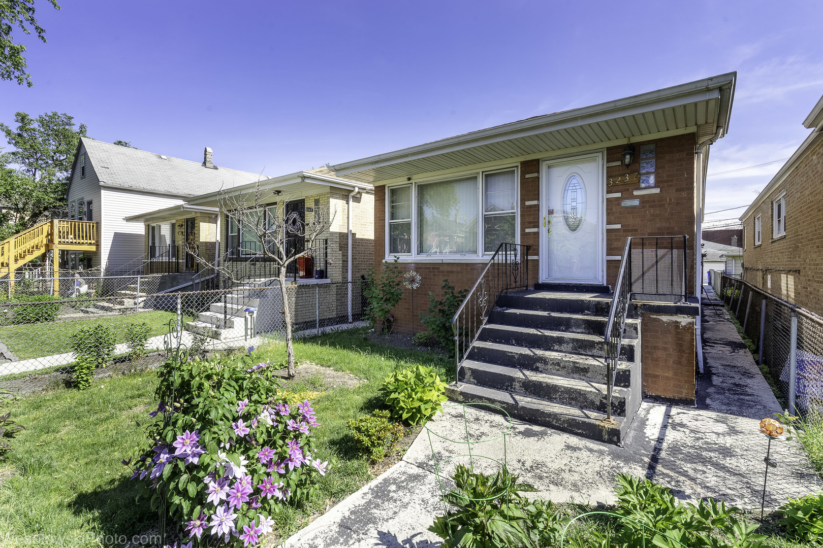 3237 W 38th Place Property Photo 1
