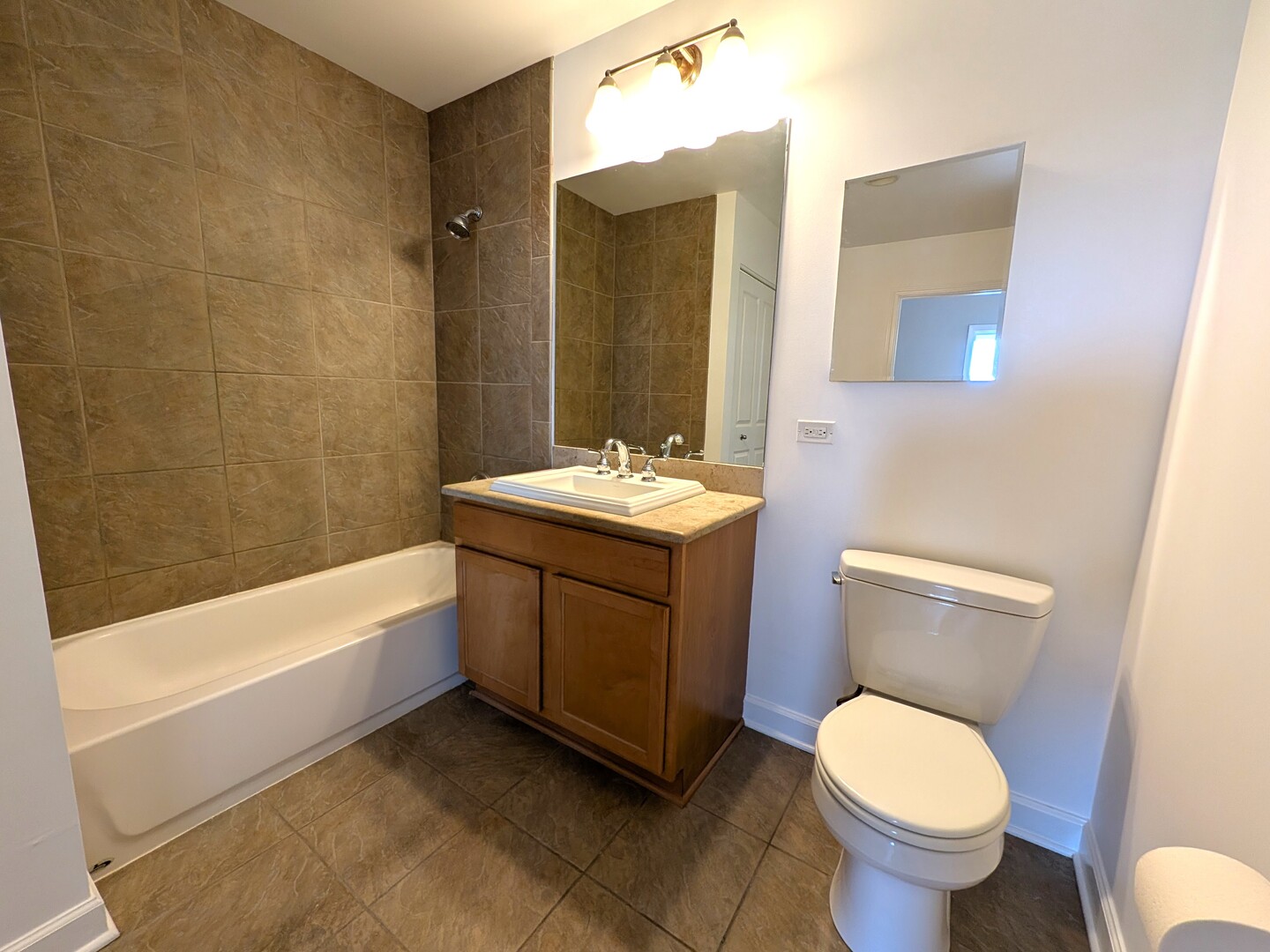 100 E 14th Street 1508 Property Photo 13