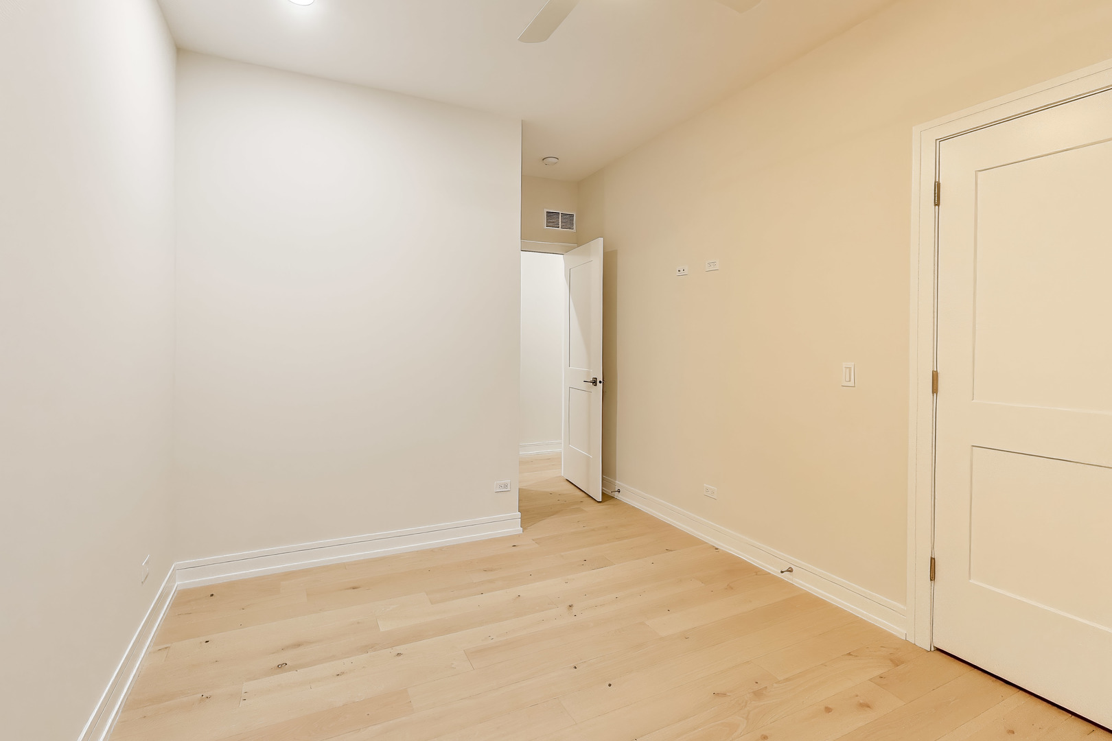 4351 S Vincennes Avenue 2 Property Photo 20