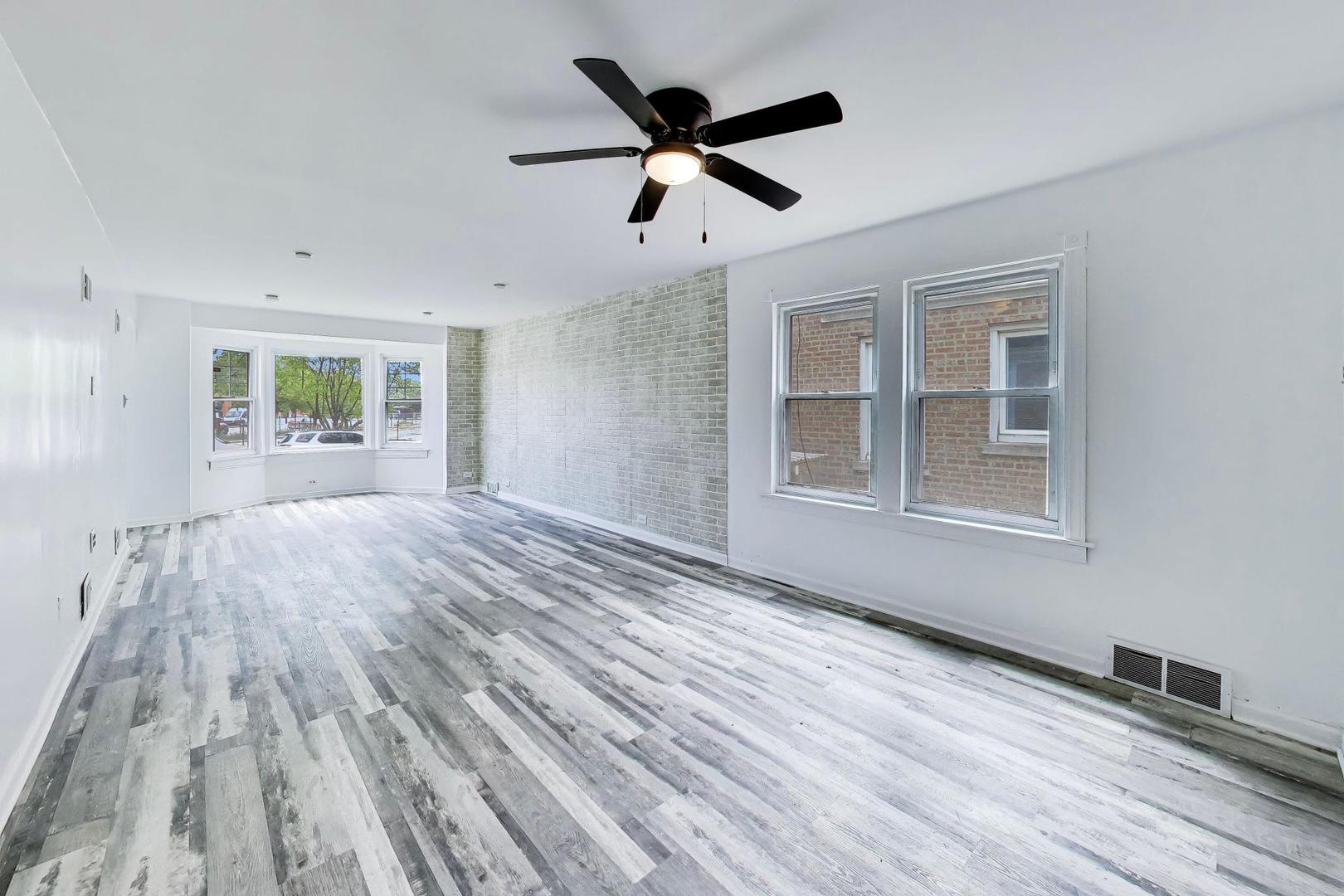 5718 N Parkside Avenue Property Photo 10