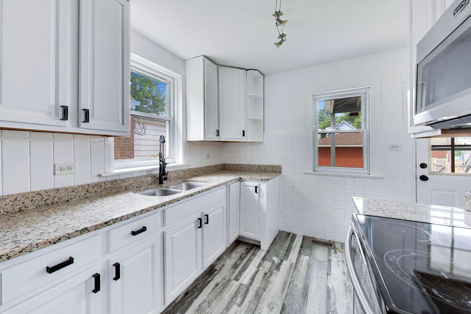 5718 N Parkside Avenue Property Photo 12